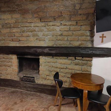 Maestosa Roccaforte Dei Principi, 3 Piani Tutti Per Voi! 苏特里 外观 照片