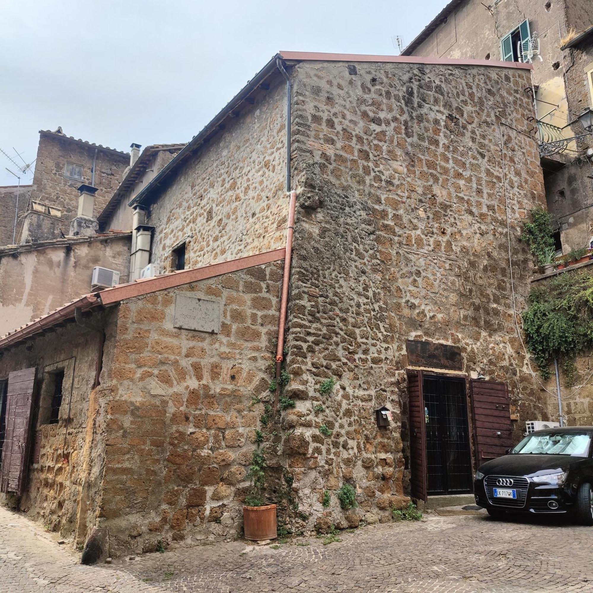 Maestosa Roccaforte Dei Principi, 3 Piani Tutti Per Voi! 苏特里 外观 照片