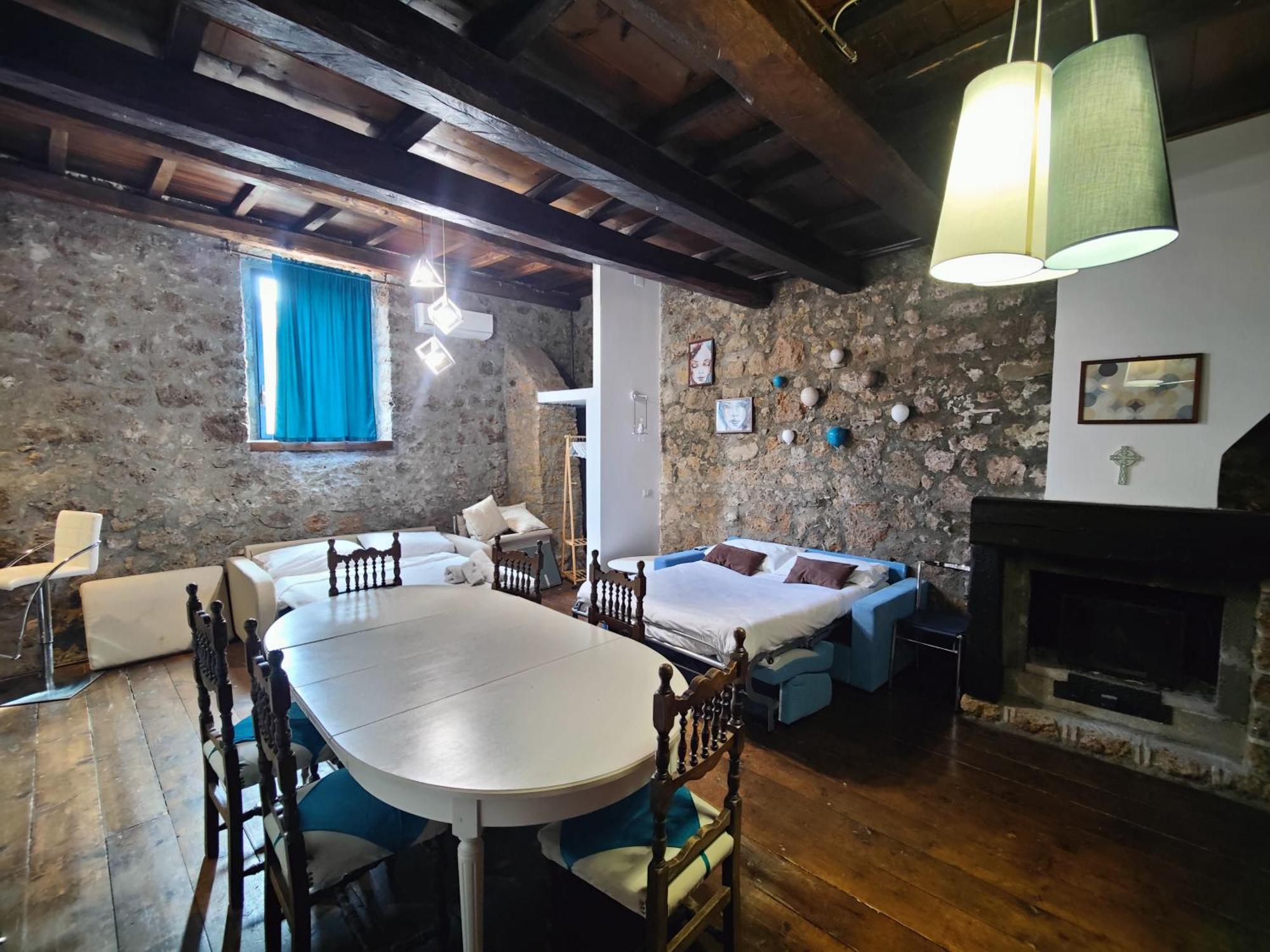 Maestosa Roccaforte Dei Principi, 3 Piani Tutti Per Voi! 苏特里 外观 照片