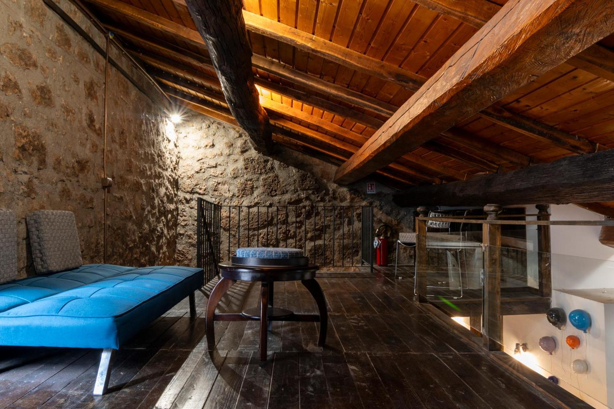 Maestosa Roccaforte Dei Principi, 3 Piani Tutti Per Voi! 苏特里 外观 照片