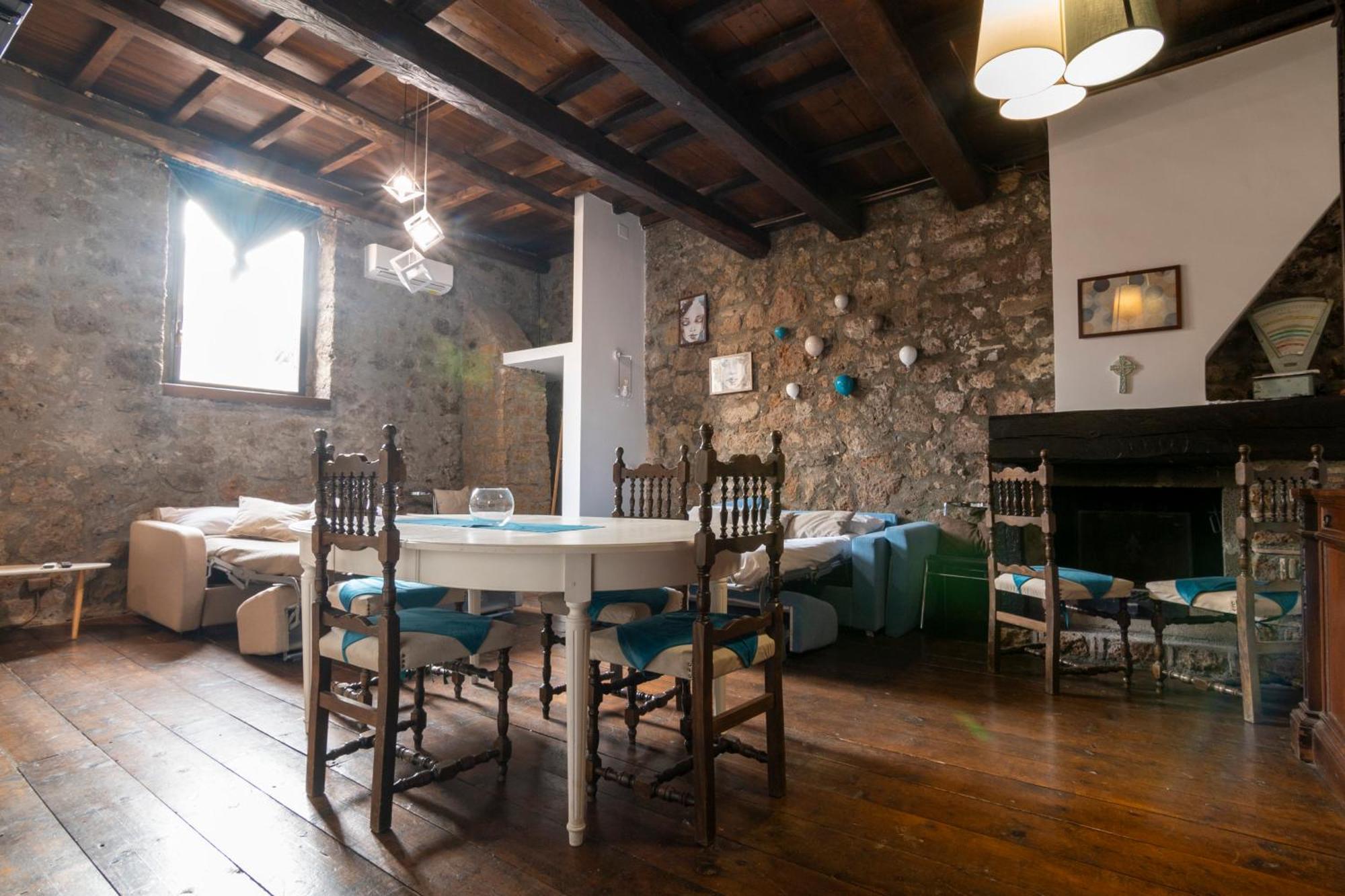 Maestosa Roccaforte Dei Principi, 3 Piani Tutti Per Voi! 苏特里 外观 照片